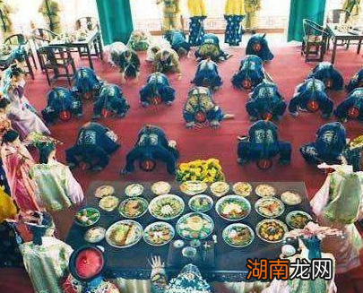 慈禧太后的奢侈生活到底有多奢侈 完全超出了我们的想象