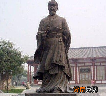 秦灭六国时秦军实力那么强 秦末之时为何连起义军都打不过