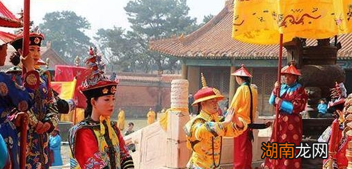 皇帝大婚看上去风光无限,但是过程有多繁琐?