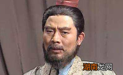 刘璋开始请刘备入川,为何后面又和刘备开战呢?