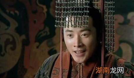 曹操明摆着有篡汉的实力 曹操为什么到死都不进取