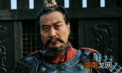 曹操以天子的名义征讨四方,都消灭了哪些势力?