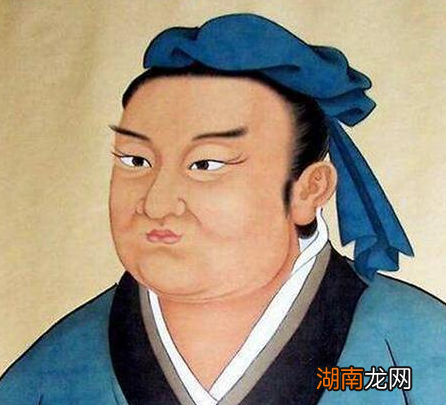 颜回在孔子的学生中最没用出息 孔子为什么还喜欢这个学生