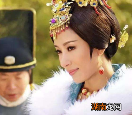 万贵妃仗着皇帝的宠爱对大肆对妃子下手 皇帝差一点就绝后了