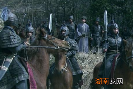 诸葛亮为什么不敢取代刘禅做蜀汉的皇帝 如果有野心早就行动