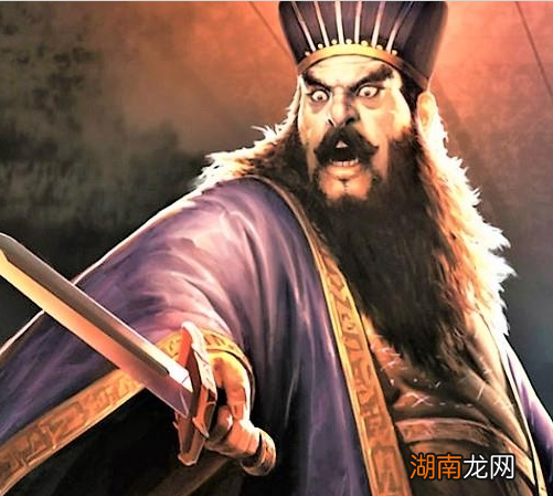 曹操借宝刀杀董卓，其实是曹操为了自己演的一出戏吗?