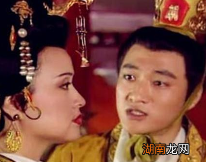 武则天在位时杀了很多的人 为何晚年退位时无人报复她