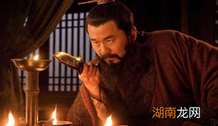 吕布死了之后,曹操为什么不霸占美人貂蝉呢?