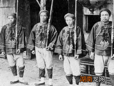 清朝兵服上有兵,勇,丁,卒四个字 他们之前有什么不同