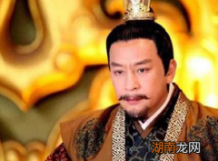 因为赌钱而引发的兵变 小兵竟然将皇帝赶下了台