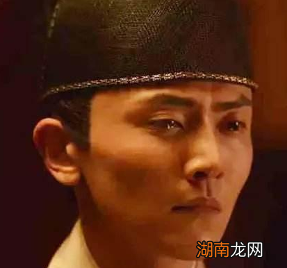 魏忠贤手中的权利那么大 他为什么不废帝自己自立为皇