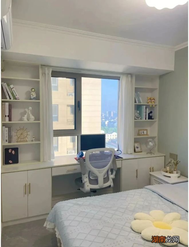 这才是儿童房该有的样子,8㎡装出16㎡的收纳,功能齐全无可挑剔