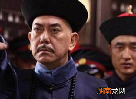 年羹尧被杀全家被流放 雍正为什么会放过年羹尧的父亲年遐龄