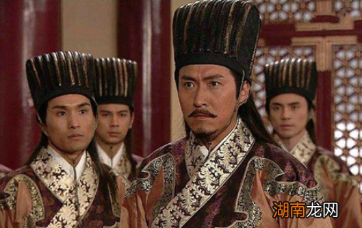 此人名字太奇葩被嘲笑,后来被封大明渠国公