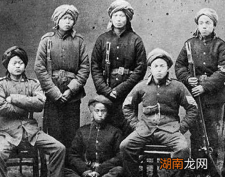 历史上的清朝人的照片为什么都那么丑 其实原因很简单