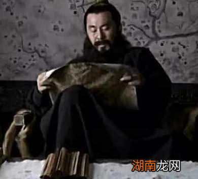 曹操被刺杀时他们奋力救驾 曹操最后为什么要处死他们