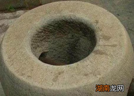 珍妃井井口小的连头都塞不进去 珍妃是怎么被推下去的