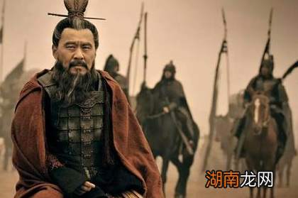 诸葛亮那么的厉害 曹操为何不刘备之前请诸葛亮出山