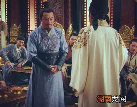 赵匡胤千里送京娘会娘家之后 京娘为何当晚就自杀了