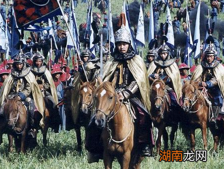 太子胤礽如果选择造反的话 康熙会被拉下来吗