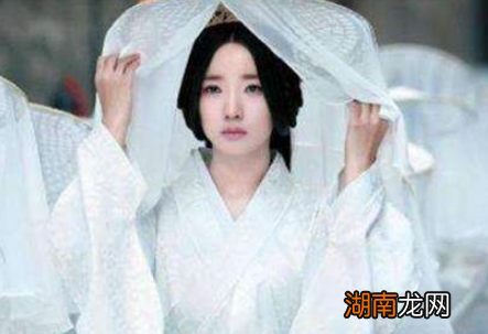 汉武帝最喜欢的女儿，卫长公主真是被腰斩的吗？