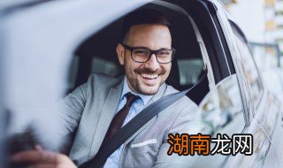 车门黑胶怎么清理,车门黑胶怎么清理视频