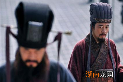 曹魏作为三国之一的强国 曹魏为什么机会害怕弱小的蜀汉