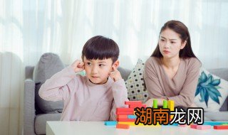 怎样与叛逆期的男孩沟通 怎样与叛逆期的男孩沟通母亲