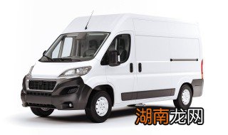 汽车内饰有黄点怎么清洗 车内饰变黄怎么清洗