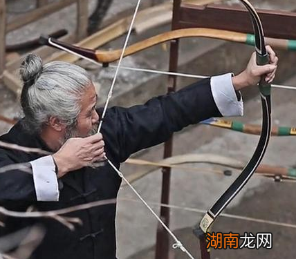 古代游牧民族地区缺少树木和竹子 他们是如何制造出弓箭的