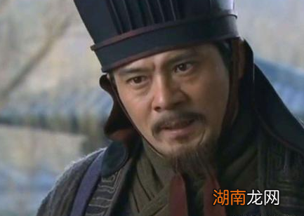 袁术为什么敢冒天下之大不韪第一个称帝 看看他手中的实力就知道了