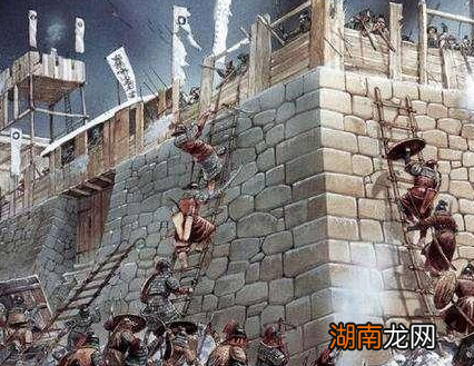 古代攻城士兵们为何冒死第一个爬上云梯 所谓“重赏之下必有勇夫”