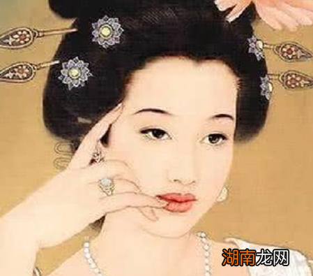 杨玉环跟在唐玄宗的时间长达十年之久 期间为何连一个孩子都没有