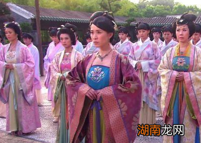 清朝宫女睡觉为什么不能仰卧 其实道理很简单