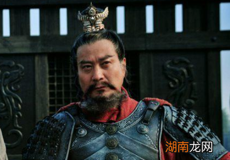 曹操击败袁绍之后，为什么会善待他的妻妾？