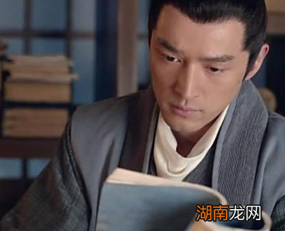 世人只是百无一用是书生 却不知上一句更加令人心酸