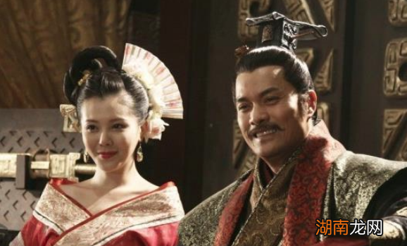 揭秘：古代皇帝洗澡是宫女伺候还是太监伺候？