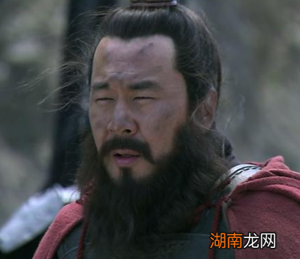 庞德为什么要离开马超 庞德宁死都不投降的演员是什么