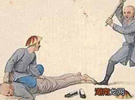 古代碰瓷是怎么处理的 三十板子下去半条命都没有了