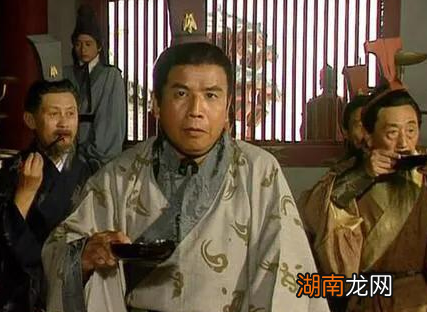 刘备托孤都没有出现造反 东吴和曹魏托孤为什么出现谋反