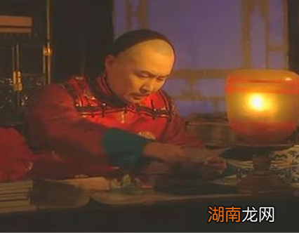 康熙既然不喜欢雍正 康熙为什么还传位给雍正