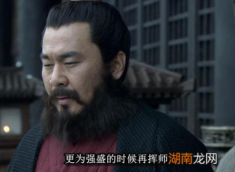 曹操和刘备的实力差距如此之大 张松为什么还投奔弱小的刘备