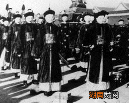 慈禧下葬的过程到底是什么样的 老外看了后都起鸡皮疙瘩