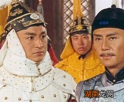 多尔衮权势滔天离皇位之差一步 多尔衮为什么不趁机篡位夺权