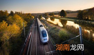 高铁能带喝水杯子吗 高铁能带水杯吗?