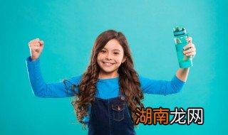 高铁上可以带水杯吗? 高铁可带水杯吗