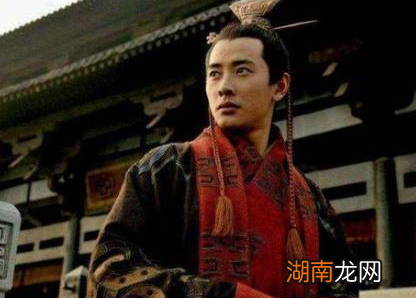 汉献帝为什么将女儿嫁给曹丕当小妾 说简单就是为了自己活命