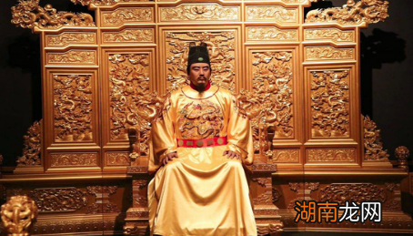 朱元璋排行第四，叫朱重八背后有何原因？