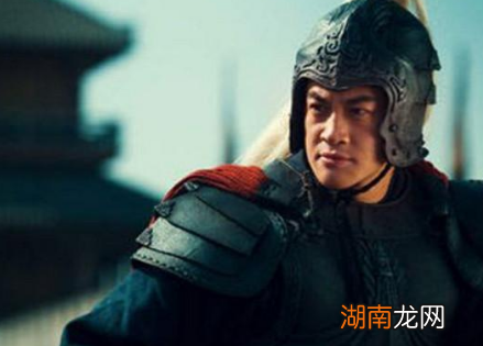 刘备在白门楼上为什么对吕布见死不救 因为吕布的一句话