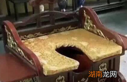 古代故宫为什么没有厕所 故宫里面的人上万厕所应该怎么办